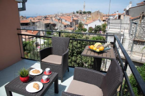 Charming Studio with Sea View and Terrace